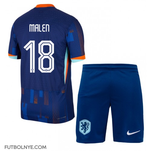 Camiseta Países Bajos Donyell Malen #18 Visitante Equipación para niños Eurocopa 2024 manga corta (+ pantalones cortos)